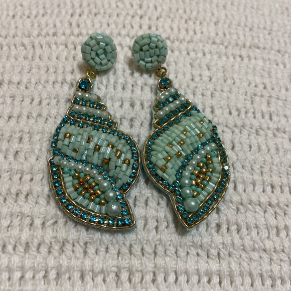 🐚Beaded Seashell Earrings - Picture 3 of 3